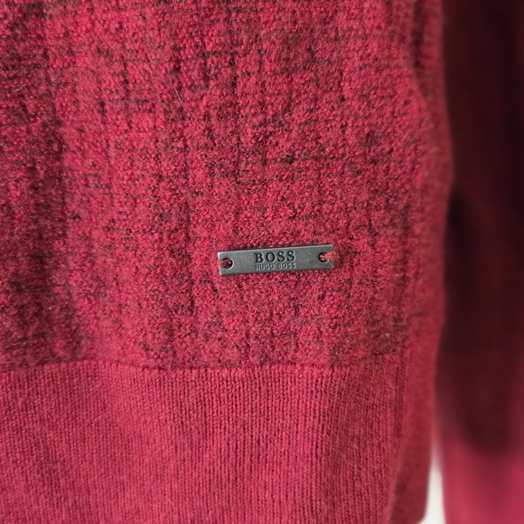 Hugo Boss Deep Red Burgandy V-Neck Sweater Slimfit NWOT - Picture 2 of 5